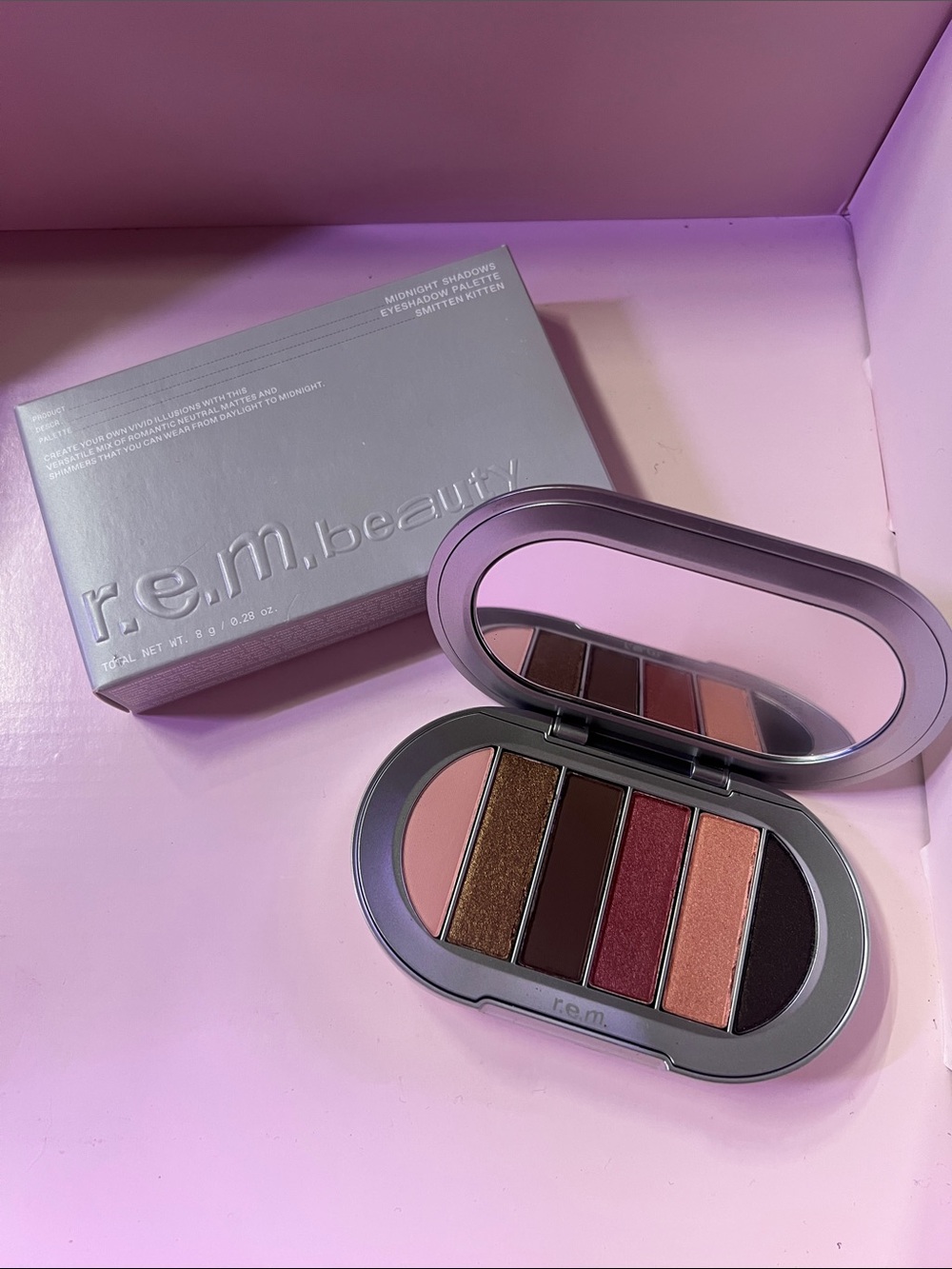 R.E.M. Beauty Midnight Shadows Eyeshadow Pallet